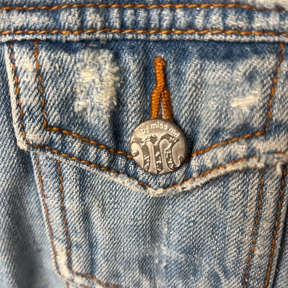 Miss Me Women's Light Blue Denim Jacket - Picture 3 of 6